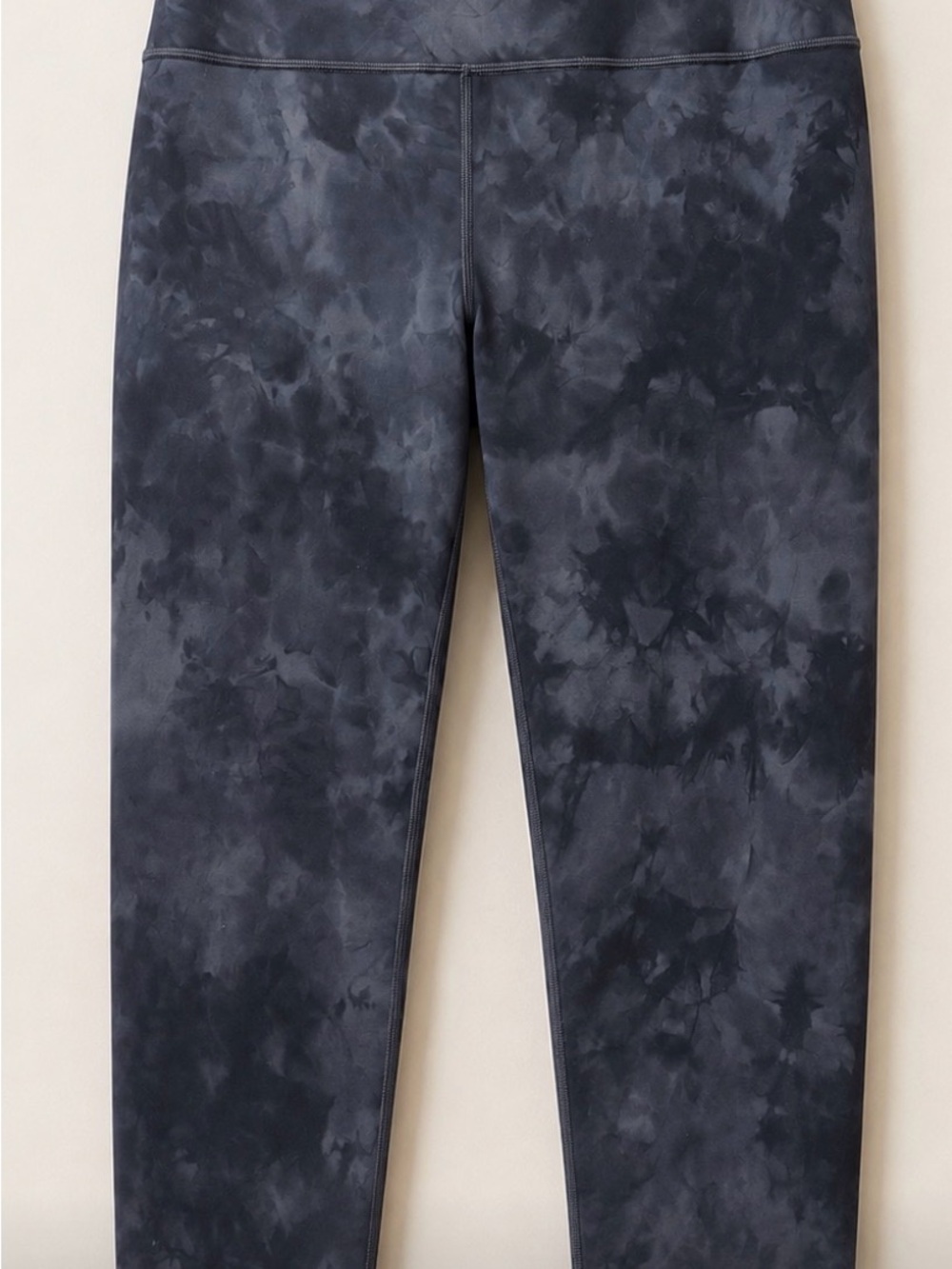 lululemon athletica Women's Black Tie-Dye Leggings. Size 16